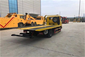 紫云非事故拖车