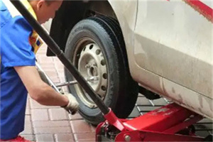 紫云附近拖车24小时服务热线电话